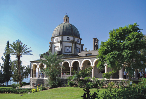 Allen Heilig-Land-Pilgern vertraut: die Kirche auf dem Berg der Seligpreisungen.   